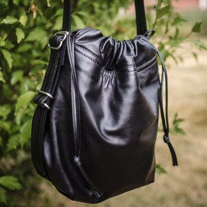 Rough & Tumble Train Pack- Black Leather- Like New